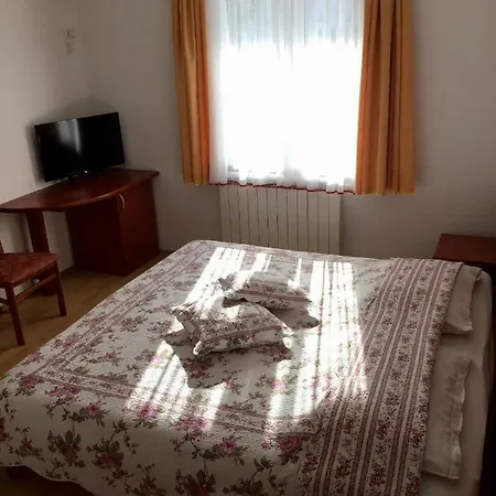 Farm Pri Cepcovih Golac