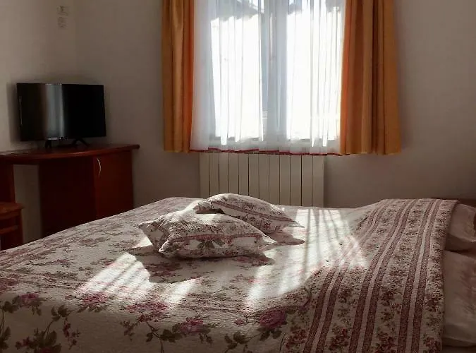 Farm Pri Cepcovih 农家乐 Golac